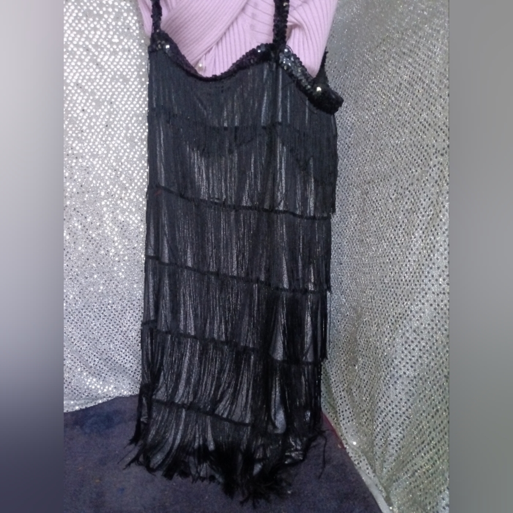 Flapper girl dress